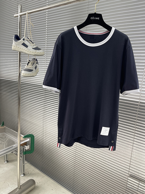 トムブラウン 新作 ラウンドネック ストライプ ピケ 半袖Tシャツ