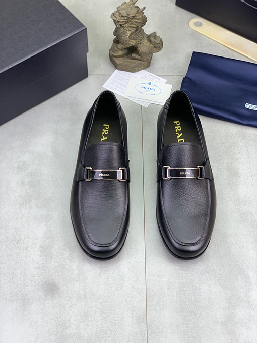 プラダスーパーコピー 高級ビジネスレザーシューズ