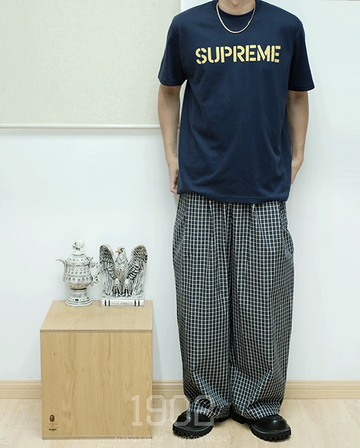 シュプリーム SUPREME ダメージのレタープリント入り半袖Tシャツ