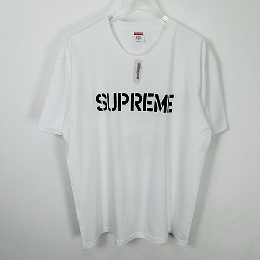 シュプリーム SUPREME ダメージのレタープリント入り半袖Tシャツ