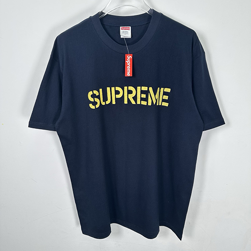 シュプリーム SUPREME ダメージのレタープリント入り半袖Tシャツ
