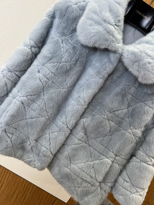 ディオールスーパーコピー 高級ダイヤモンド柄ミンクコート