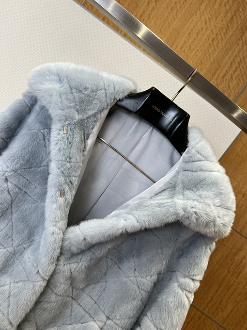 ディオールスーパーコピー 高級ダイヤモンド柄ミンクコート