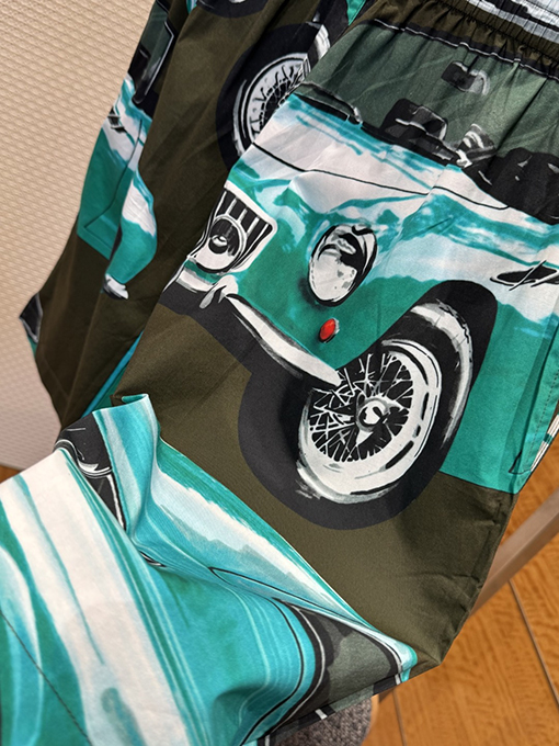 バーバリーコピー 車柄のカジュアルな半袖シャツとショートパンツのセット