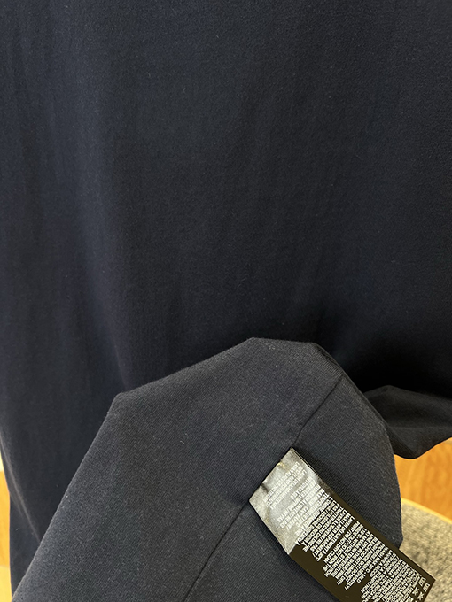 バレンシアガ Balenciaga 刺繍ロゴ入りリバーシブル半袖Tシャツ