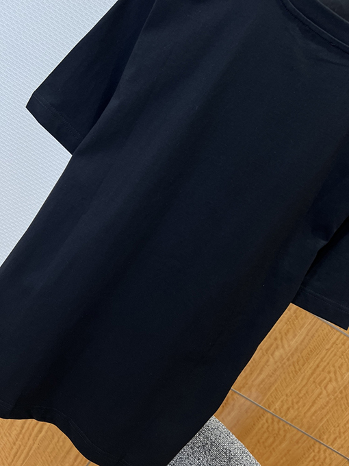 バーバリーコピー BURBERRY クラシックな刺繍ロゴ入りコットン半袖Tシャツ