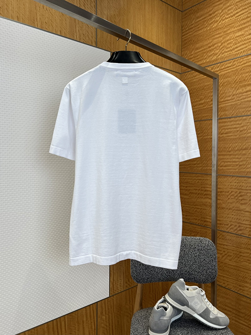ルイヴィトンスーパーコピー 楽しい手のジェスチャーが刺繍された半袖Tシャツ