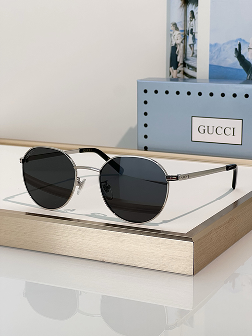 グッチ 新モデルファッションマジックミラー GG2163S