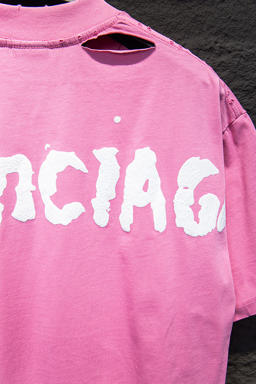 バレンシアガスーパーコピー BALENCIAGA ダメージとダメージをしたプリントの半袖Tシャ