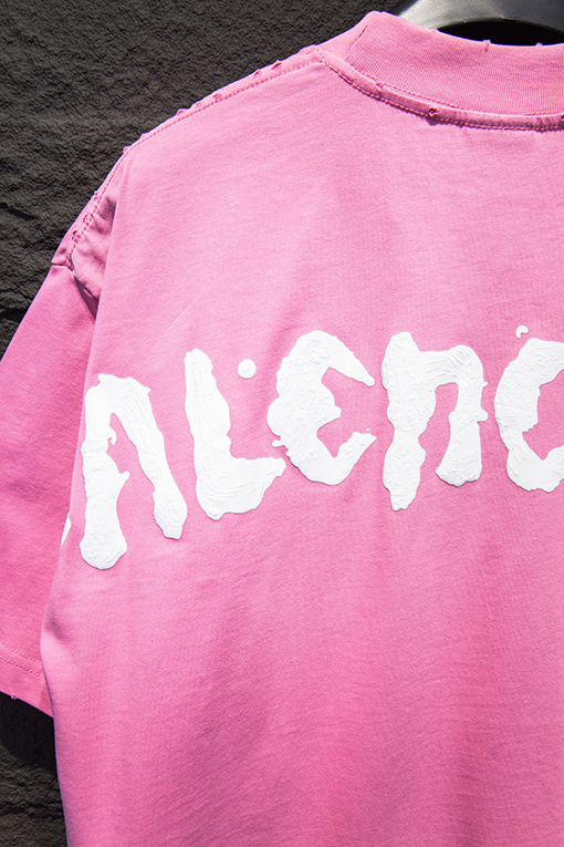 バレンシアガスーパーコピー BALENCIAGA ダメージとダメージをしたプリントの半袖Tシャ