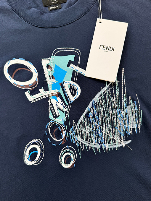 フェンディ プリント刺繍入り半袖Tシャツ