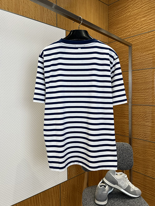 アミコピー クラシックのハート刺繍入りストライプ柄半袖Tシャツ