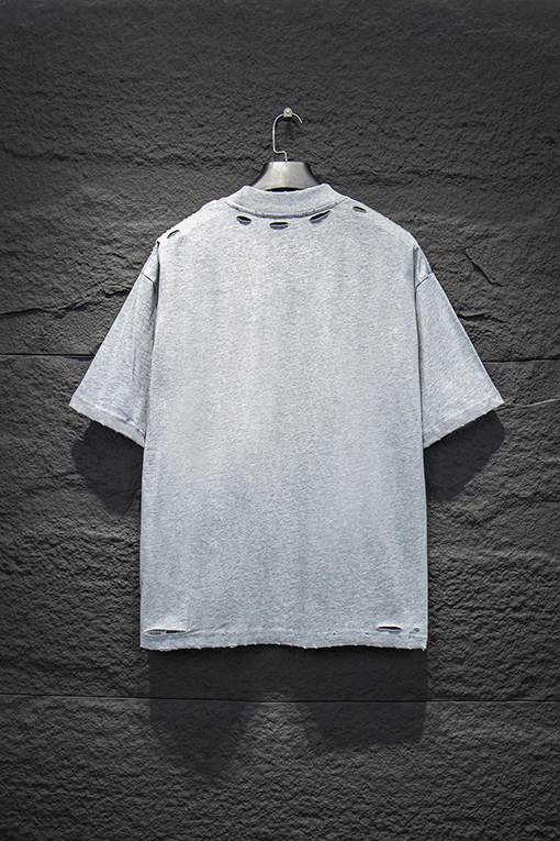 バレンシアガ BALENCIAGA クラシックなダメージと破れをした限定半袖Tシャツ
