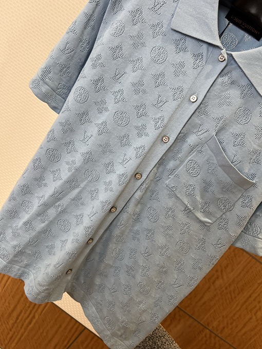 ルイヴィトン くり抜きジャカードニットの半袖シャツ