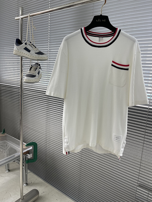 トムブラウンスーパーコピー メッシュジャカードストライプの襟付き半袖Tシャツ