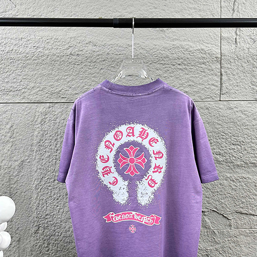 クロムハーツ クラシックなダメージヴィンテージ風の刺繍入り熱転写プリントの半袖Tシャツ