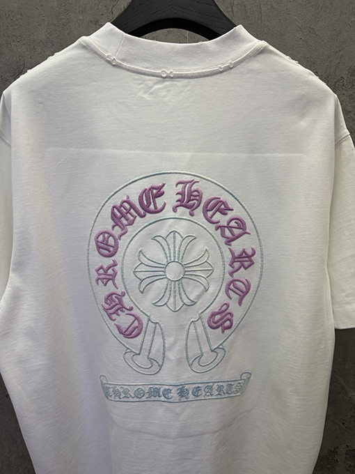 クロムハーツスーパーコピー クラシックな3D刺繍入りUV変色半袖Tシャツ
