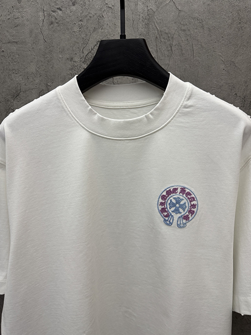 クロムハーツスーパーコピー クラシックな3D刺繍入りUV変色半袖Tシャツ