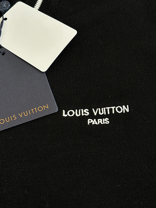 ルイヴィトン Louis Vuitton プレッピーなVネックカラーブロックのレターロゴ刺繍入りニット長袖シャツ