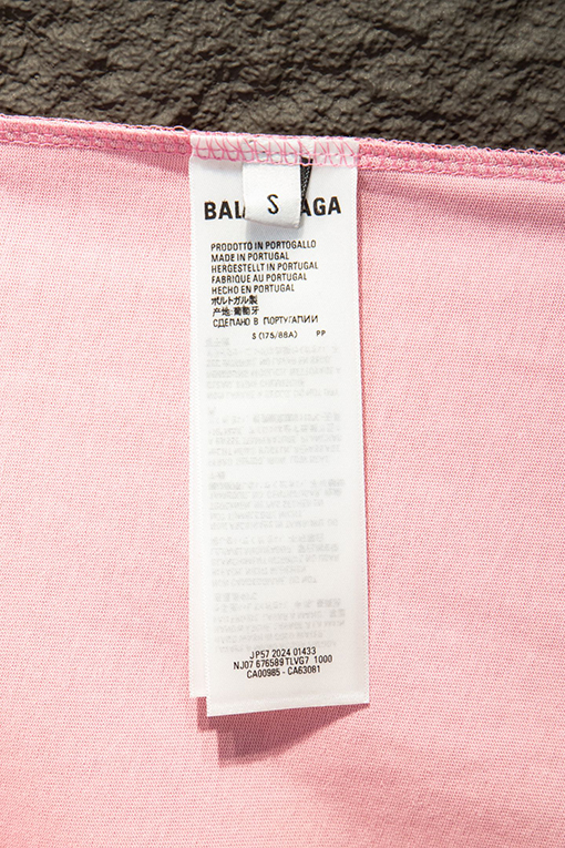 バレンシアガ BALENCIAGA ダメージのグラフィティ刺繍入り半袖Tシャツ
