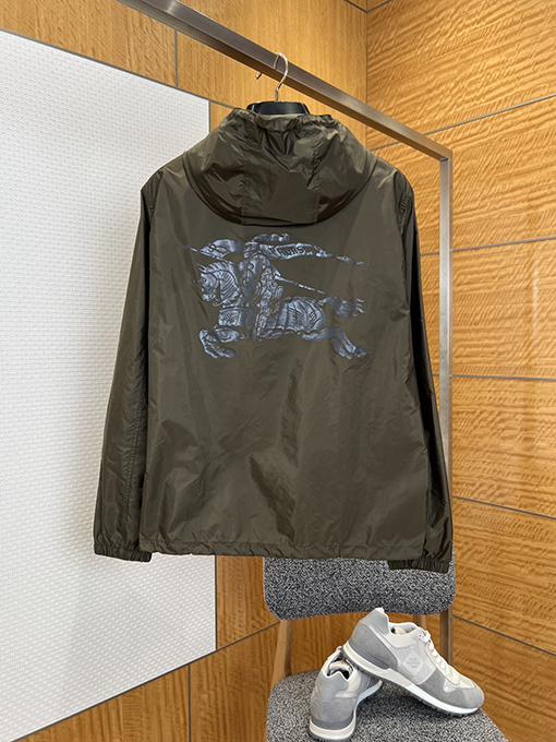 バーバリーコピー 乗馬ロゴ入りフード付き防風ジャケット