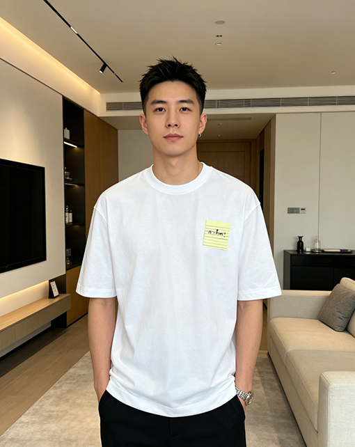 アミコピー JE T'AIME 付箋柄プリントのクルーネック半袖Tシャツ