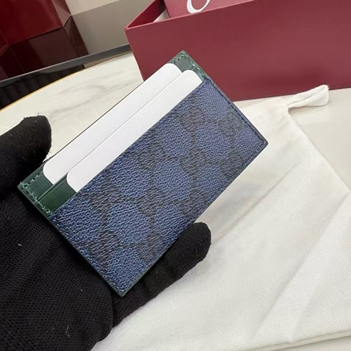グッチ クラシックカードホルダー