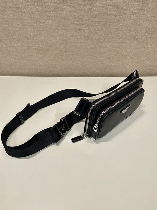 プラダスーパーコピー 新しいウエストバッグ