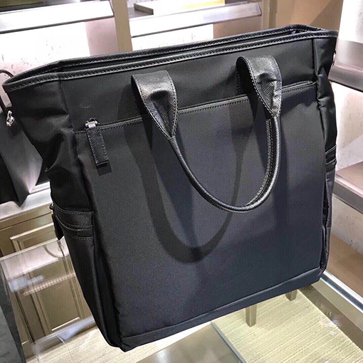 プラダコピー ナイロン製ハンドバッグ