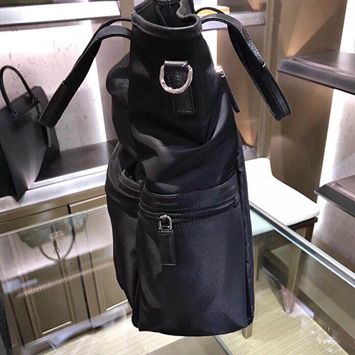 プラダコピー ナイロン製ハンドバッグ