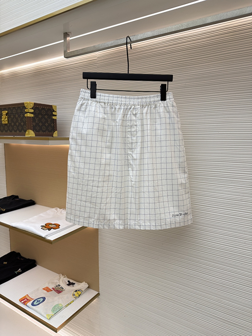 アクネストゥディオズコピー Acne Studios 白と黒のストライプ柄、チェック柄、文字入りストレートレッグカジュアルショーツ