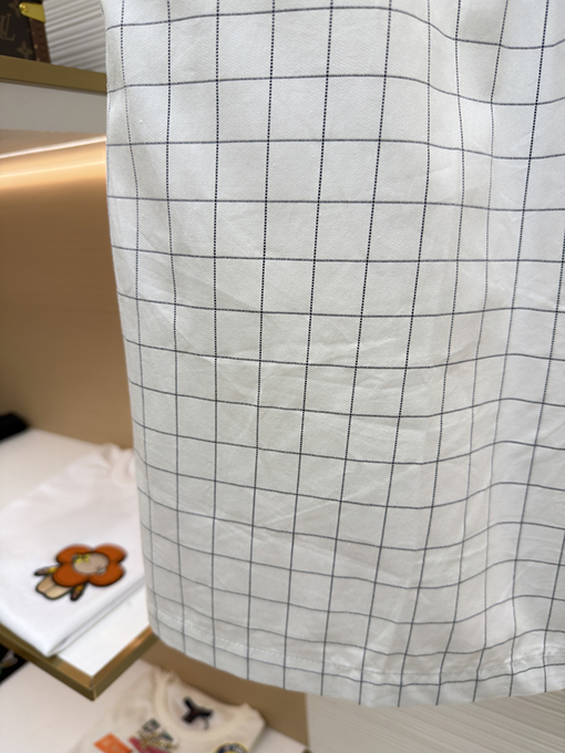 アクネストゥディオズコピー Acne Studios 白と黒のストライプ柄、チェック柄、文字入りストレートレッグカジュアルショーツ