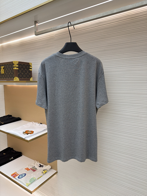 ヴァレンティノコピー 刺繍ロゴ入り半袖Tシャツ