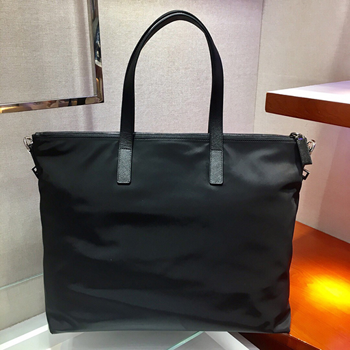 プラダスーパーコピー クラシックのショッピングバッグ