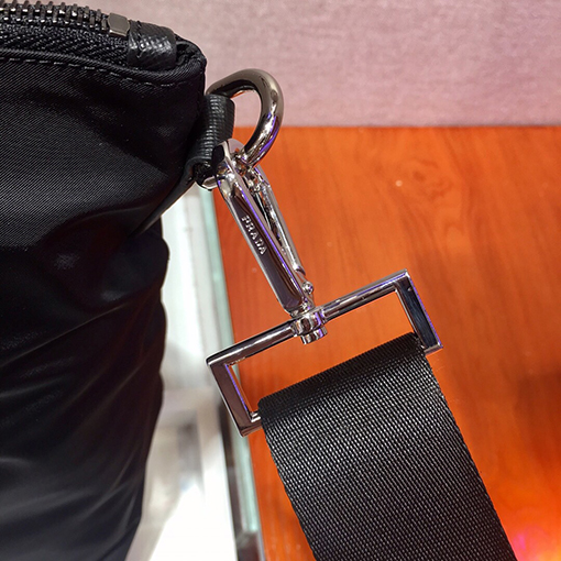 プラダスーパーコピー クラシックのショッピングバッグ