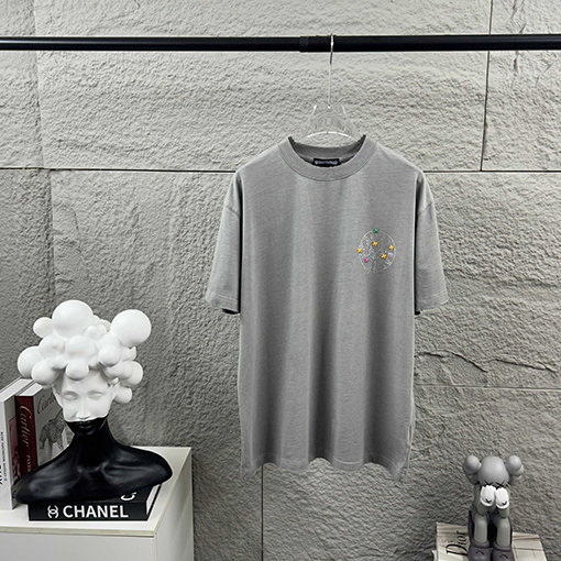クロムハーツスーパーコピー クラシックなダメージヴィンテージスタイル3Dラインストーンパッチワークの半袖Tシャツ