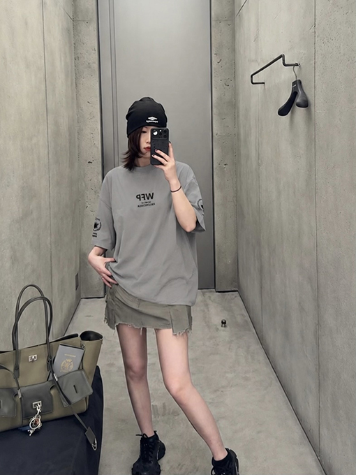 バレンシアガスーパーコピー フードプラン半袖Tシャツ