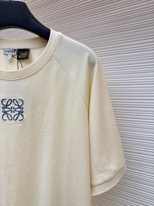 ロエベスーパーコピー モザイク刺繍入り半袖Tシャツ