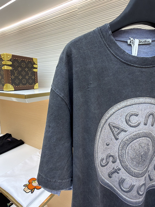 アクネストゥディオズ Acne Studios クラシックなダメージをした円形デジタルダイレクトインジェクション半袖Tシャツ