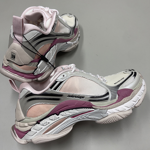 バレンシアガ Balenciaga Triple S.2 カップルスニーカー
