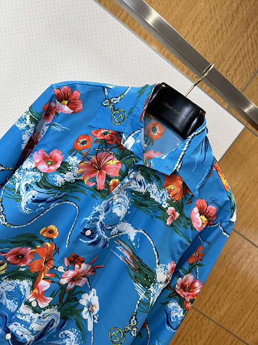 グッチ オーシャンフローラルプリントの長袖シャツ