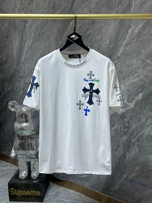 クロムハーツコピー クロスサンスクリットパッチワークレザーオーバーレイメタル半袖Tシャツ