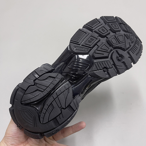 バレンシアガコピー Balenciaga Runner LED 7色マルチチェンジカップルスニーカー