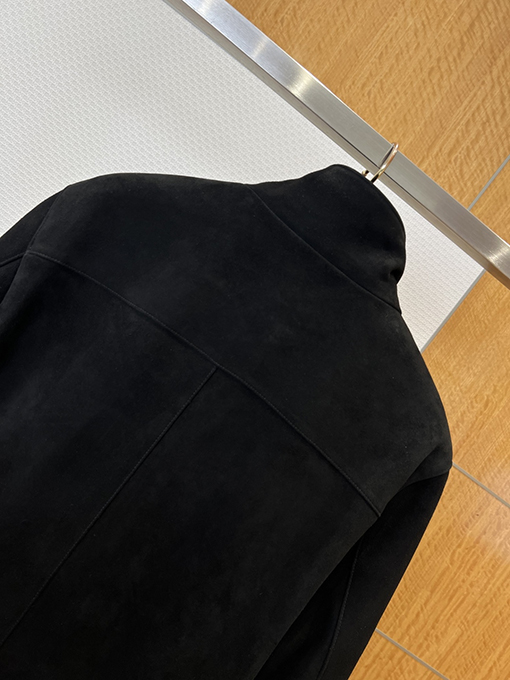 エルメス スタンドカラーの高級スエードジャケット