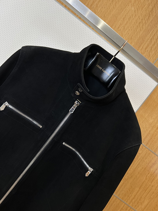 エルメス スタンドカラーの高級スエードジャケット