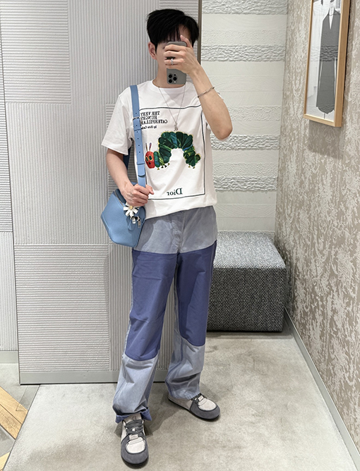 ディオールコピー Dior キャタピラー刺繍プリント半袖Tシャツ
