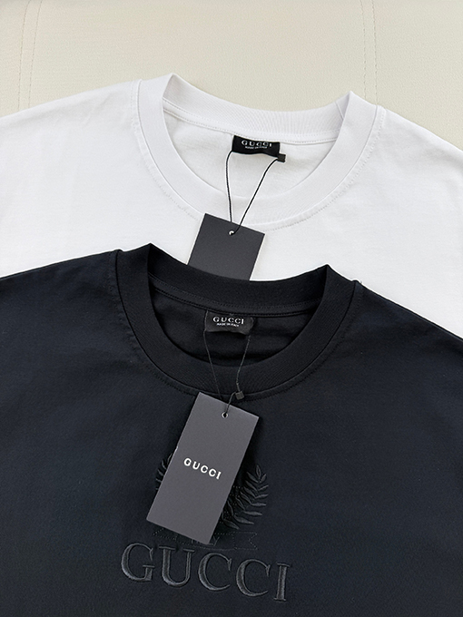 グッチコピー Gucci マイクロロゴ刺繍入り半袖Tシャツ