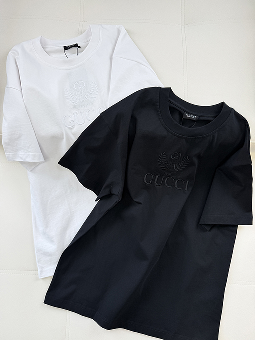 グッチコピー Gucci マイクロロゴ刺繍入り半袖Tシャツ