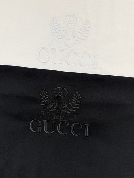 グッチコピー Gucci マイクロロゴ刺繍入り半袖Tシャツ