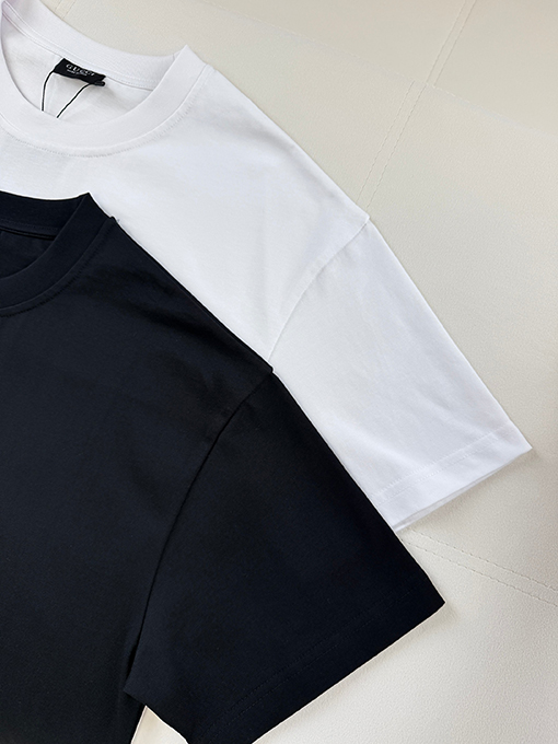 グッチコピー Gucci マイクロロゴ刺繍入り半袖Tシャツ